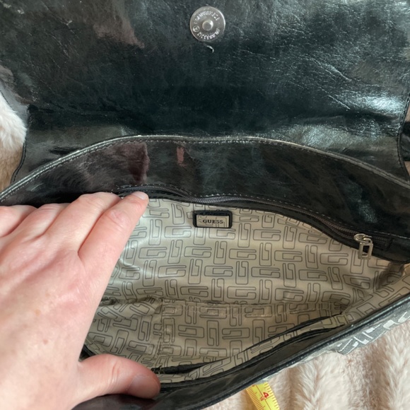 Guess handbag - Picture 4 of 5